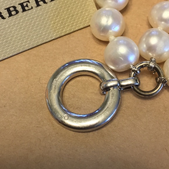 Burberry Pearl Watch with Mother of Pearl New 925 - Picture 3 of 8